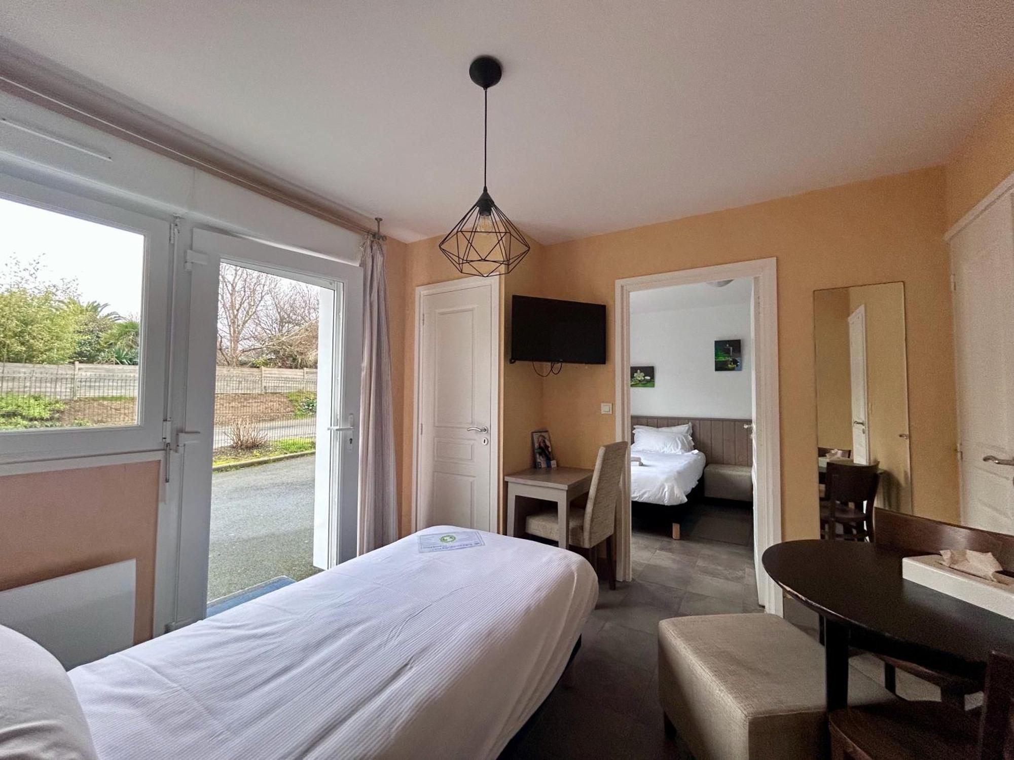 Brit Hotel Lannion-Perros Guirec Eksteriør billede